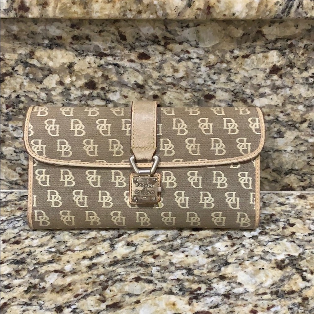 Dooney and Bourke Wallet